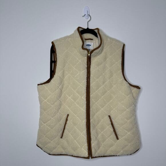 Old Navy Quilted Sherpa Vest XXL - Picture 2 of 6
